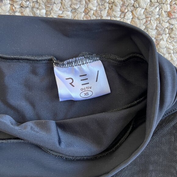 REV ACTIV shorts/bottoms - Black Mesh / XS - Picture 4 of 7